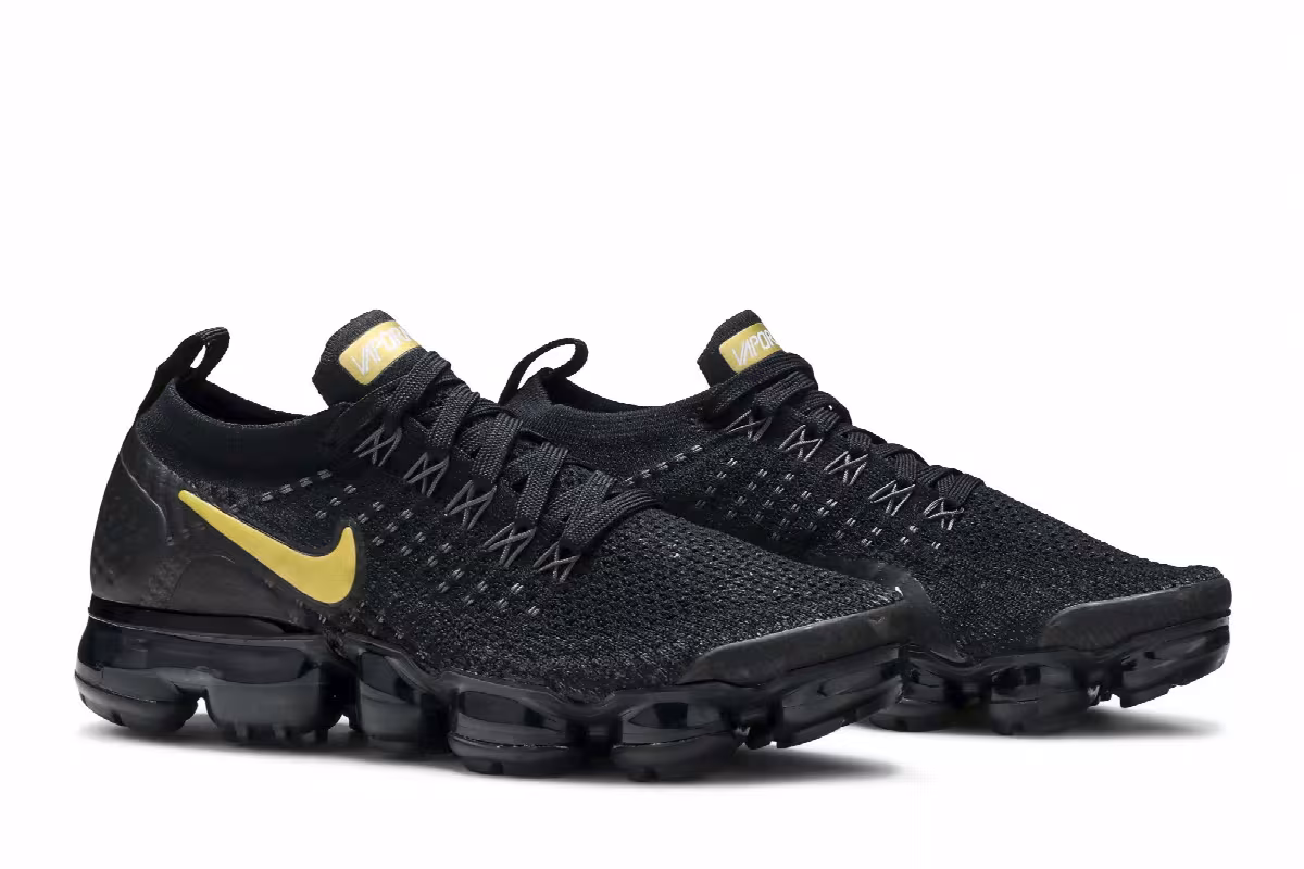 Nike Women's Air VaporMax Flyknit 2 Metallic Gold, view 9