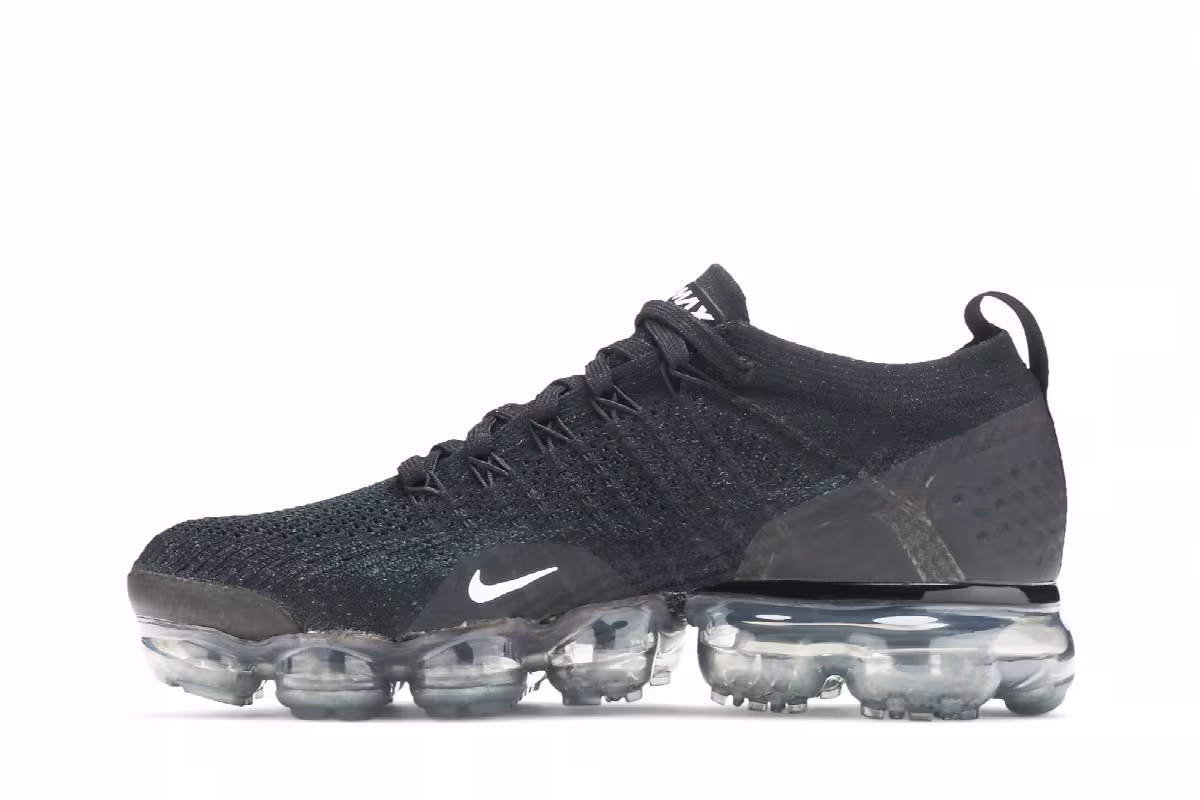 Nike Women's Air VaporMax Flyknit 2 Black White, view 4