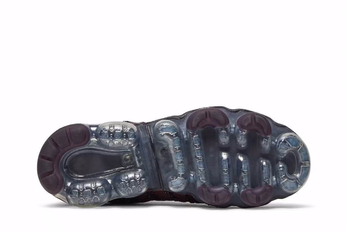 Nike Women's Air VaporMax Run Utility Burgundy Crush, view 5