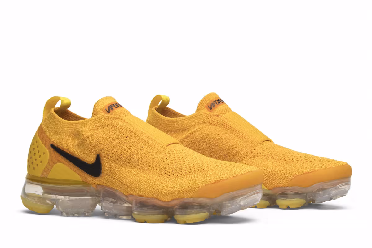 Nike Women's VaporMax Moc 2 University Gold, view 9