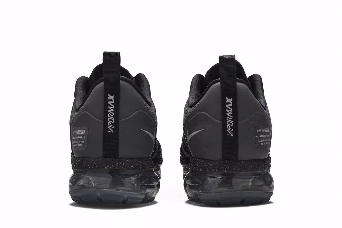 Nike Women's Air VaporMax Run Utility Black, view 7