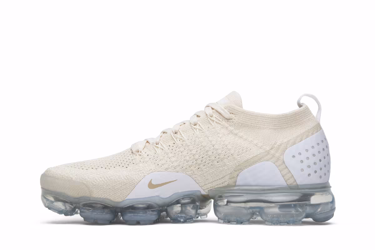 Nike Women's Air VaporMax Flyknit 2 Light Cream, view 4