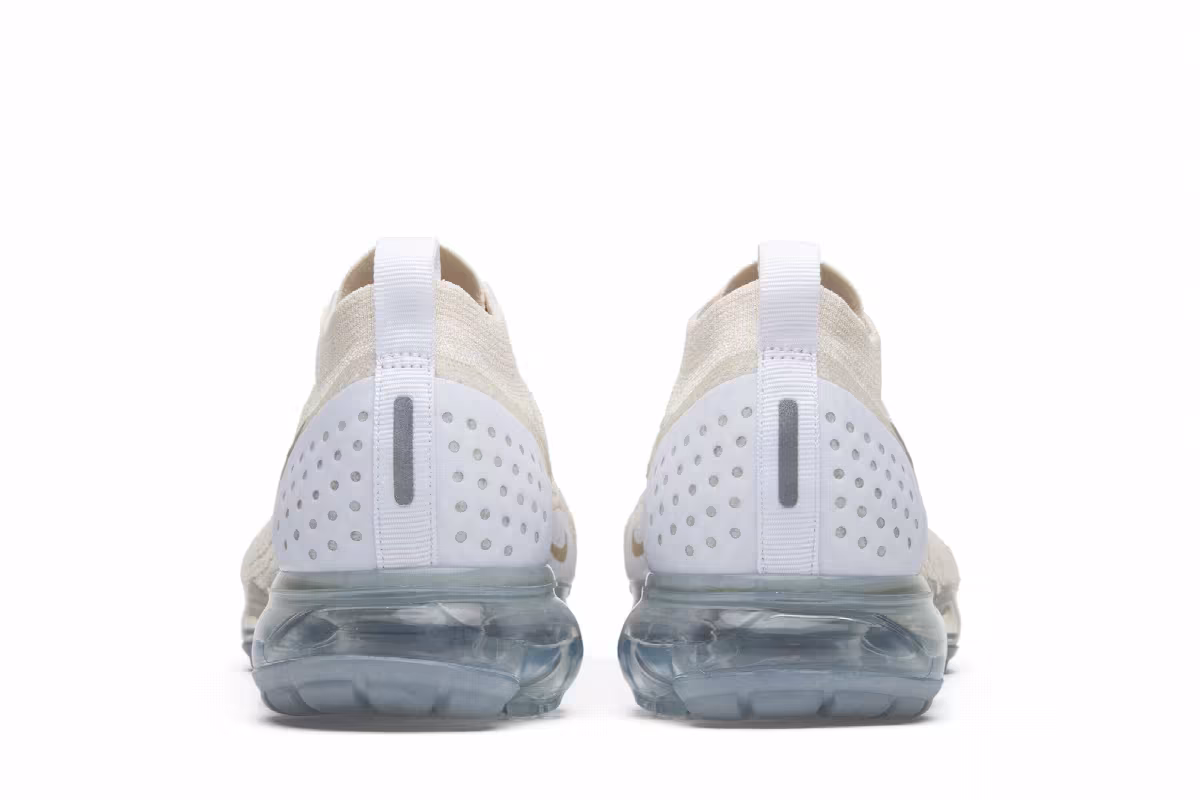 Nike Women's Air VaporMax Flyknit 2 Light Cream, view 7