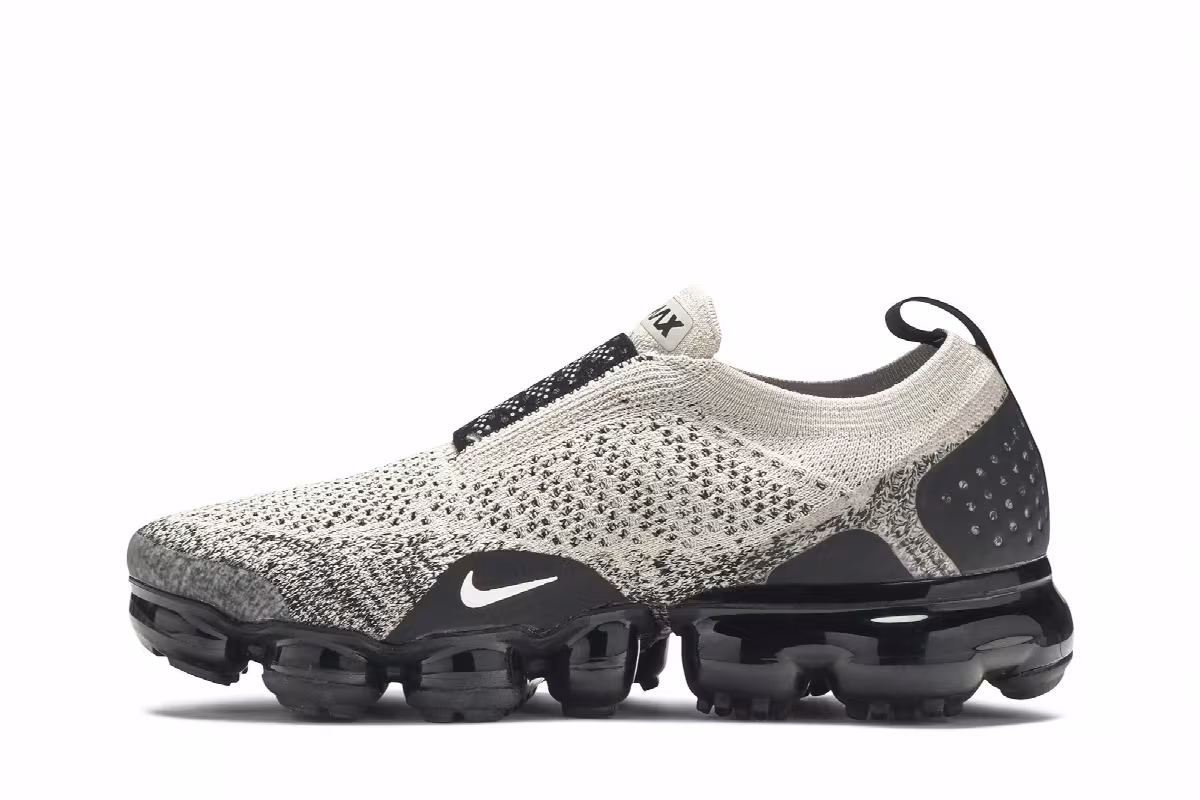 Nike Women's VaporMax Moc 2 Moon Particle, view 4
