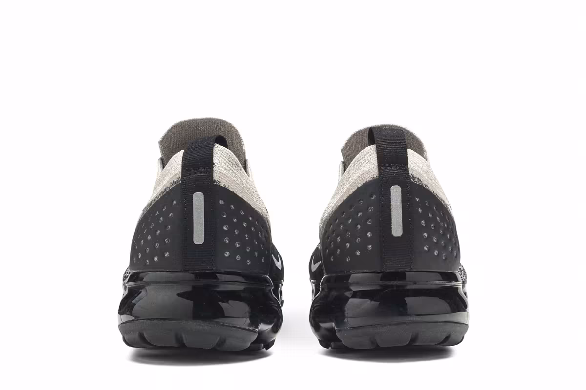 Nike Women's VaporMax Moc 2 Moon Particle, view 7