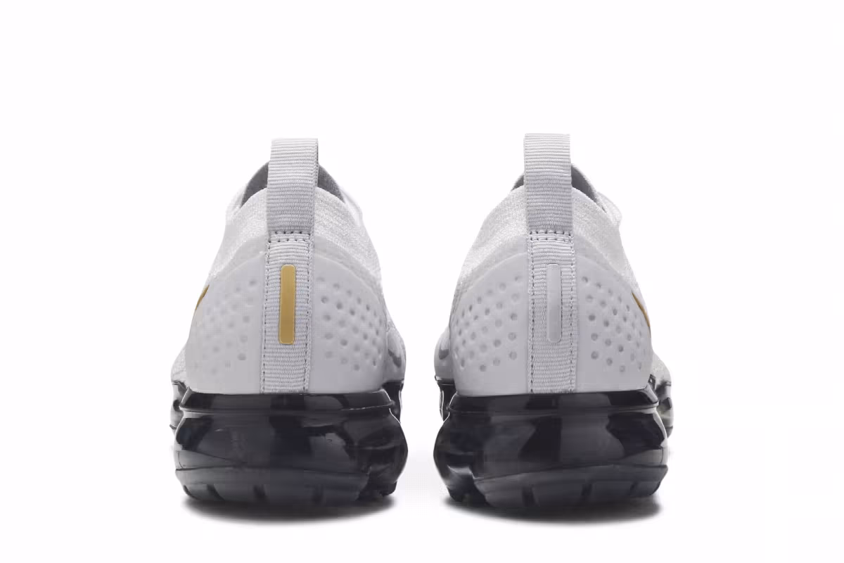 Nike Women's Air VaporMax 2 Metallic Gold, view 7