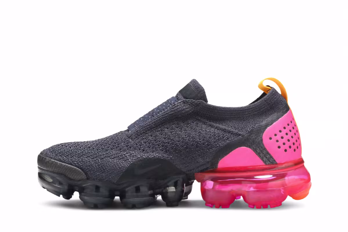 Nike Women's Air VaporMax Moc 2 Pink Blast, view 4