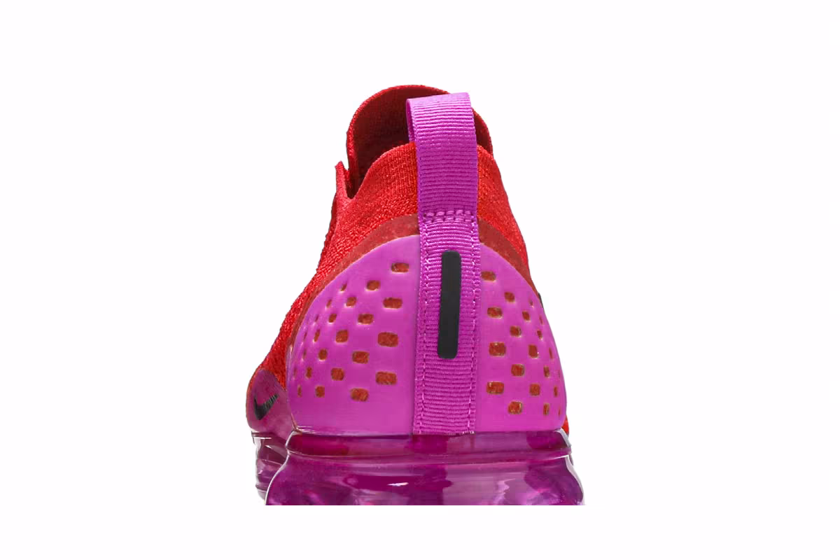 Nike Women's VaporMax Moc 2 University Red, view 8