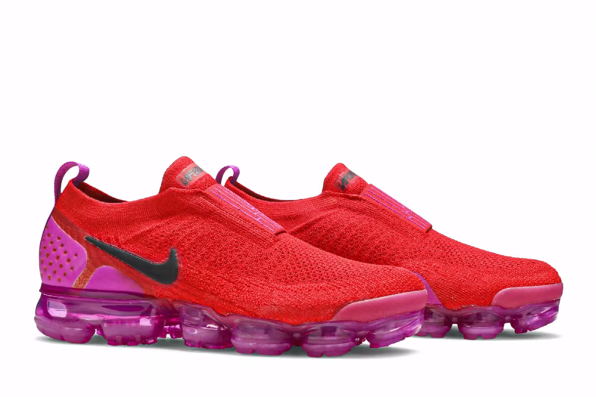 Nike Women's VaporMax Moc 2 University Red, view 9