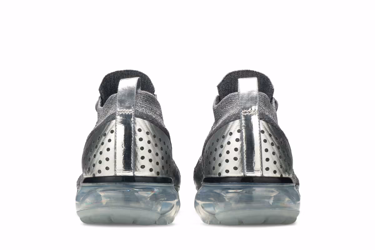 Nike Women's Air VaporMax Flyknit 2 Chrome Grey, view 7
