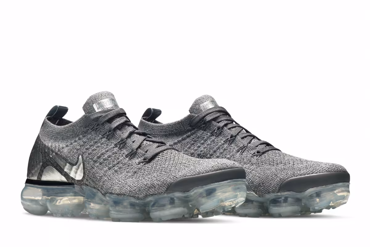 Nike Women's Air VaporMax Flyknit 2 Chrome Grey, view 9