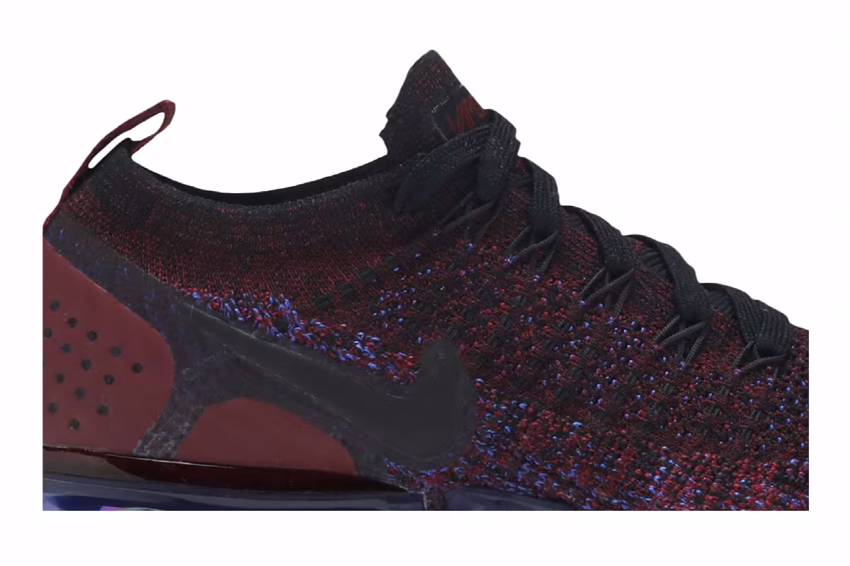 Nike Women's VaporMax 2 Team Red, view 3