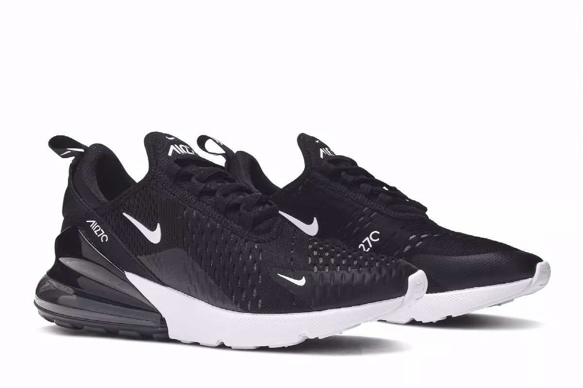 Nike Women's Air Max 270 Black, view 9