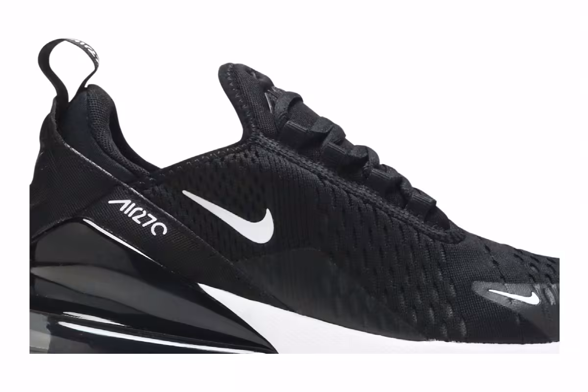 Nike Air Max 270 GS Triple Black, view 3