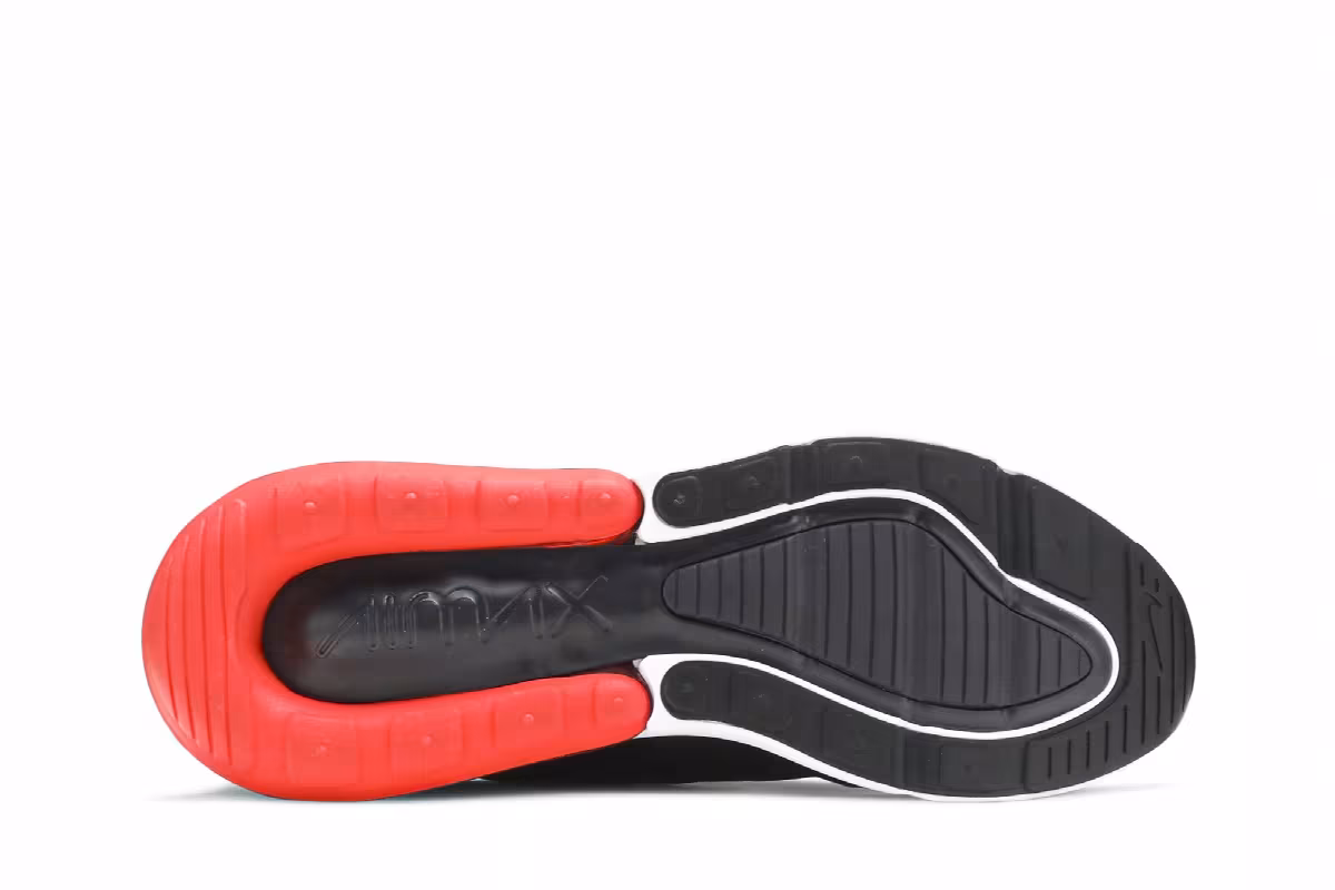 Nike Air Max 270 Bred, view 5