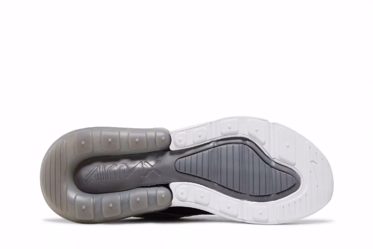 Nike Women's Air Max 270 Light Grey, view 5