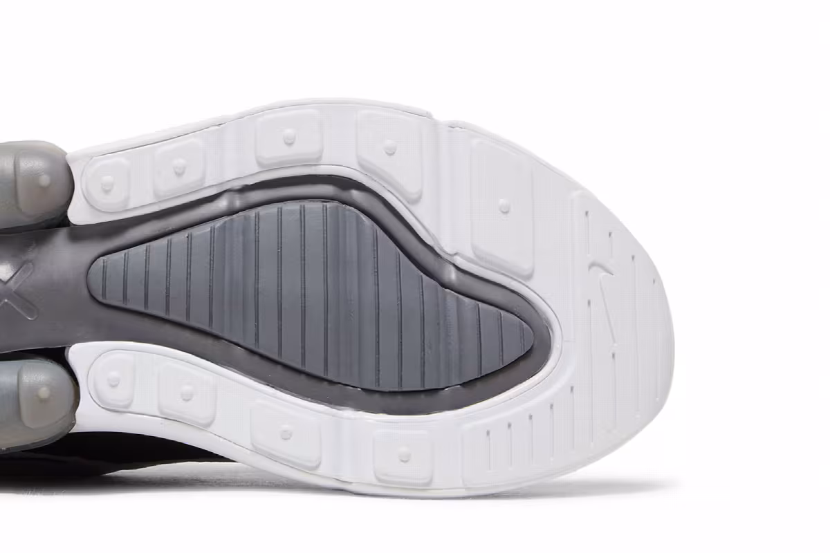 Nike Women's Air Max 270 Light Grey, view 6