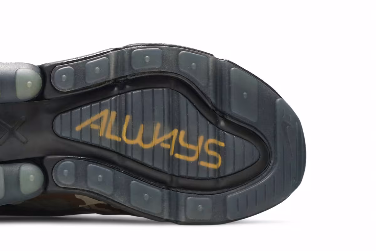 Nike Air Max 270 GS Doernbecher 2018, view 6