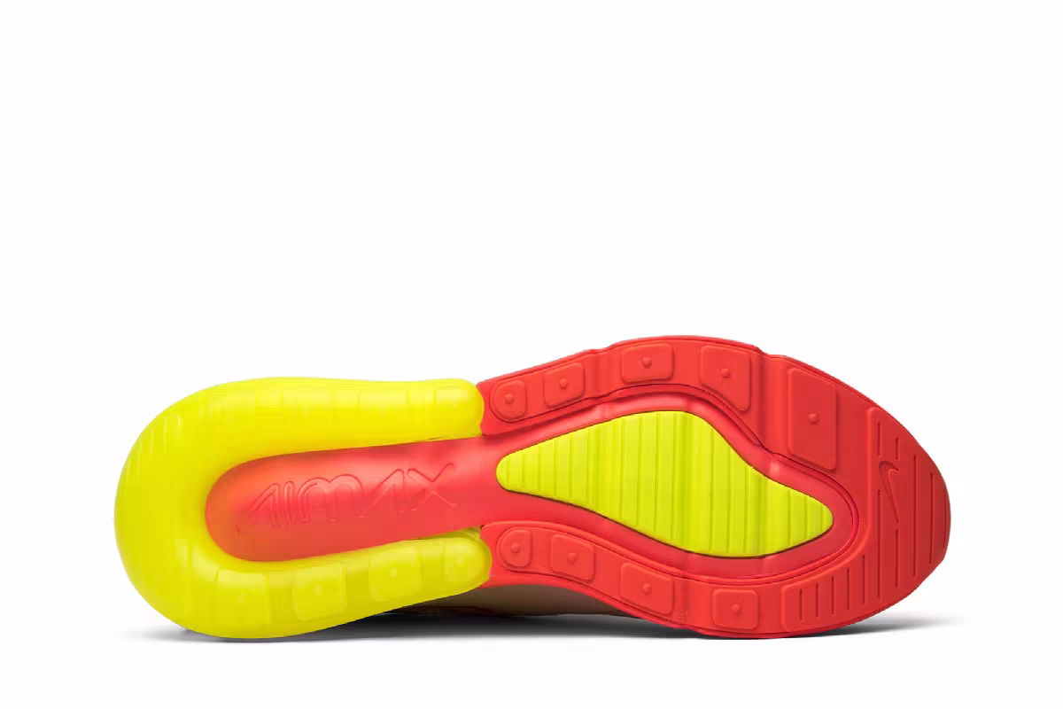 Nike Women's Air Max 270 Neon, view 5