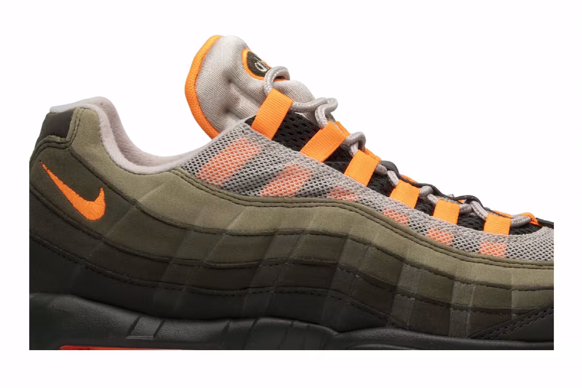 Nike Air Max 95 Neutral Olive, view 3