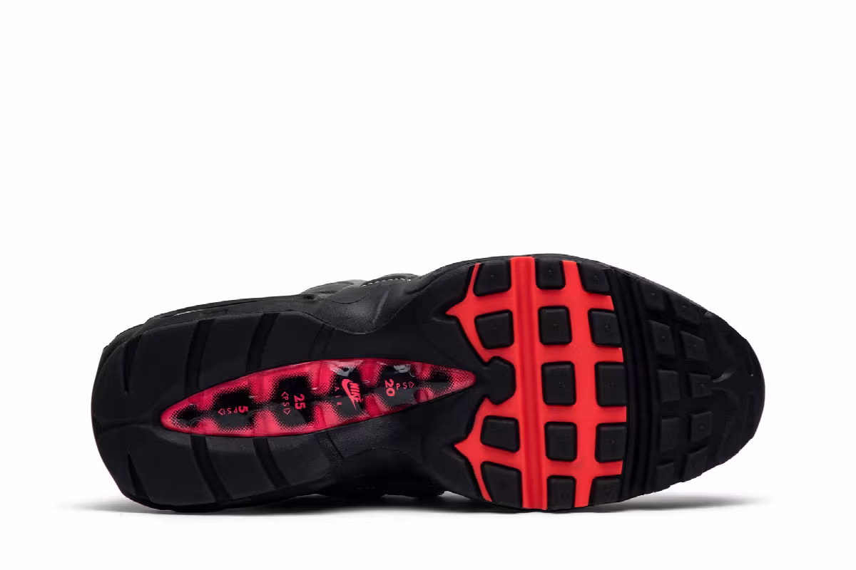 Nike Air Max 95 OG Solar Red, view 5