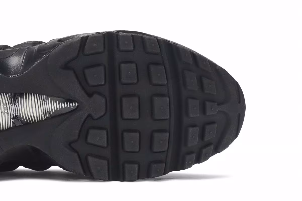 Nike Women's Air Max 95 Premium Black, view 6