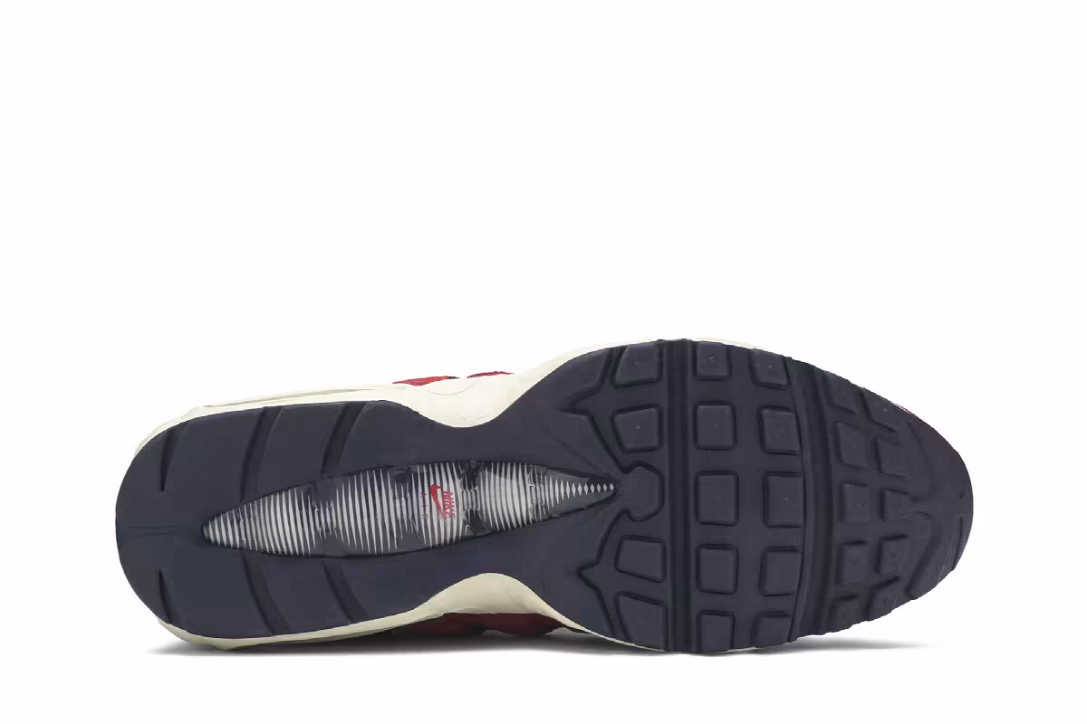 Nike Air Max 95 Premium Red Crush, view 5