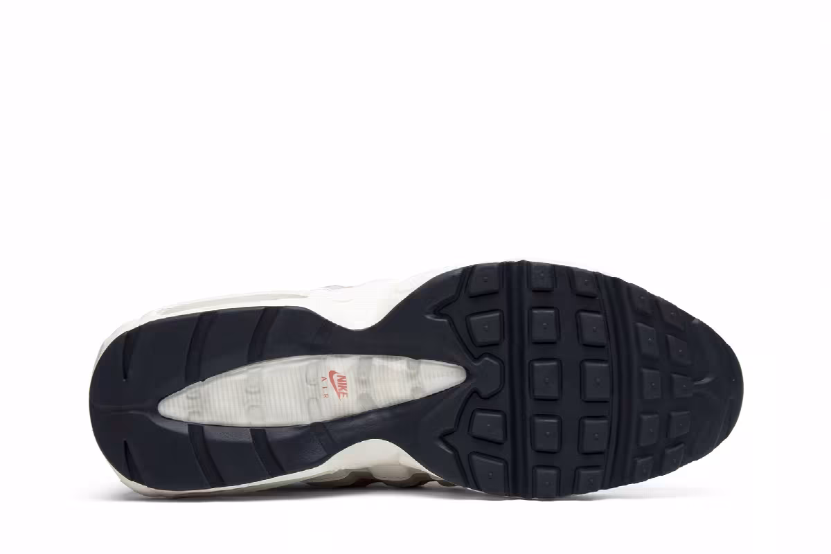 Nike Air Max 95 Essential Desert Sand, view 5