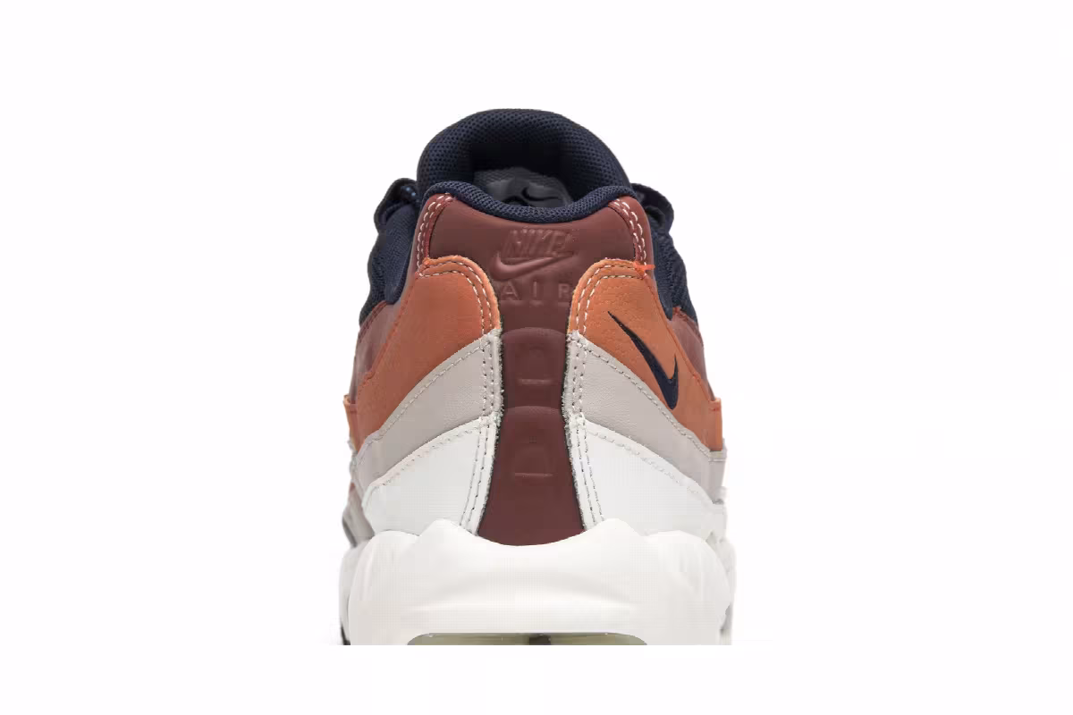 Nike Air Max 95 Essential Desert Sand, view 8
