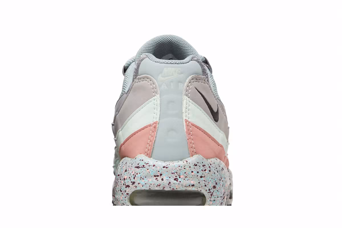 Nike Women's Air Max 95 SE Confetti, view 8