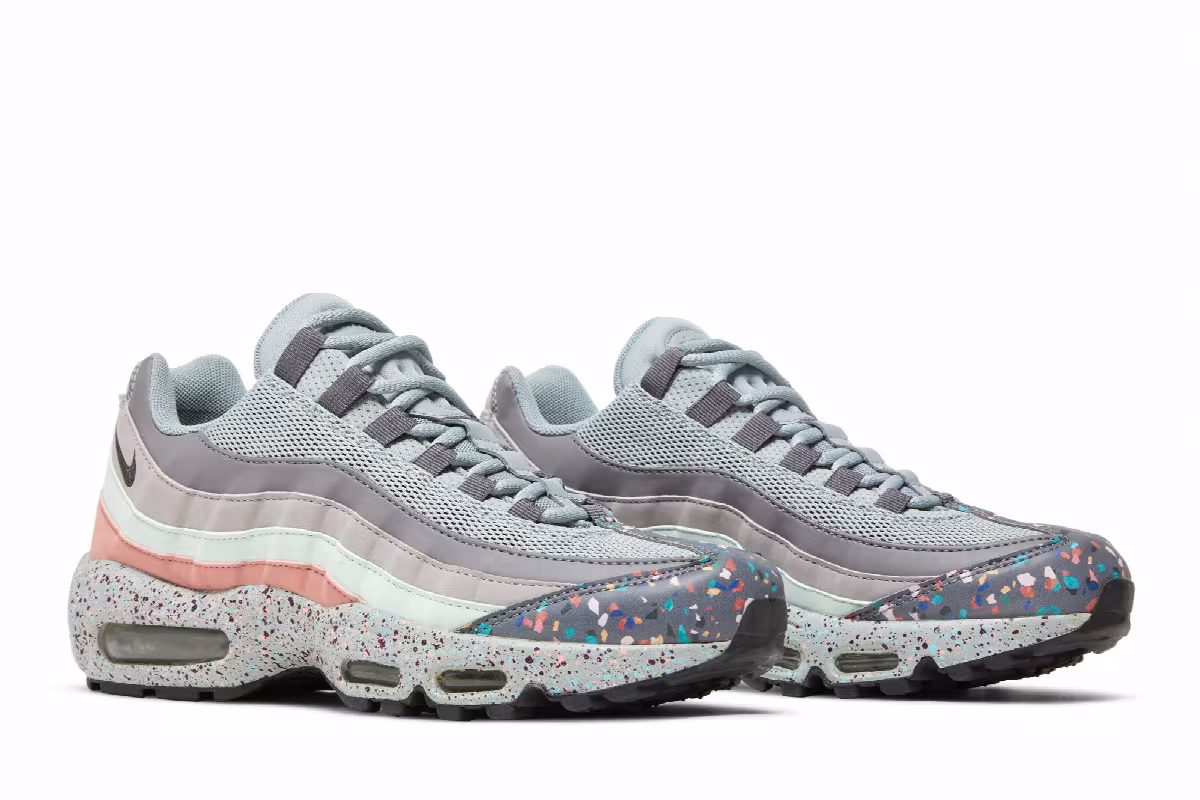 Nike Women's Air Max 95 SE Confetti, view 9