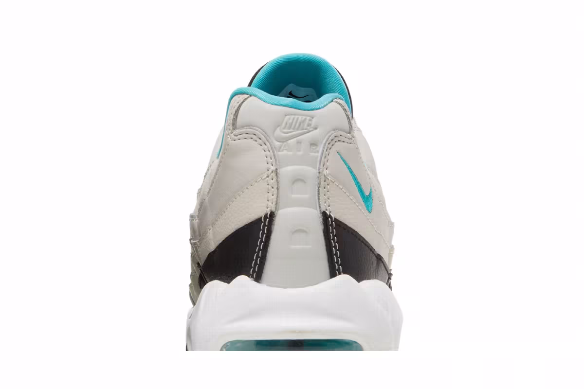 Nike Air Max 95 Essential Light Bone, view 8