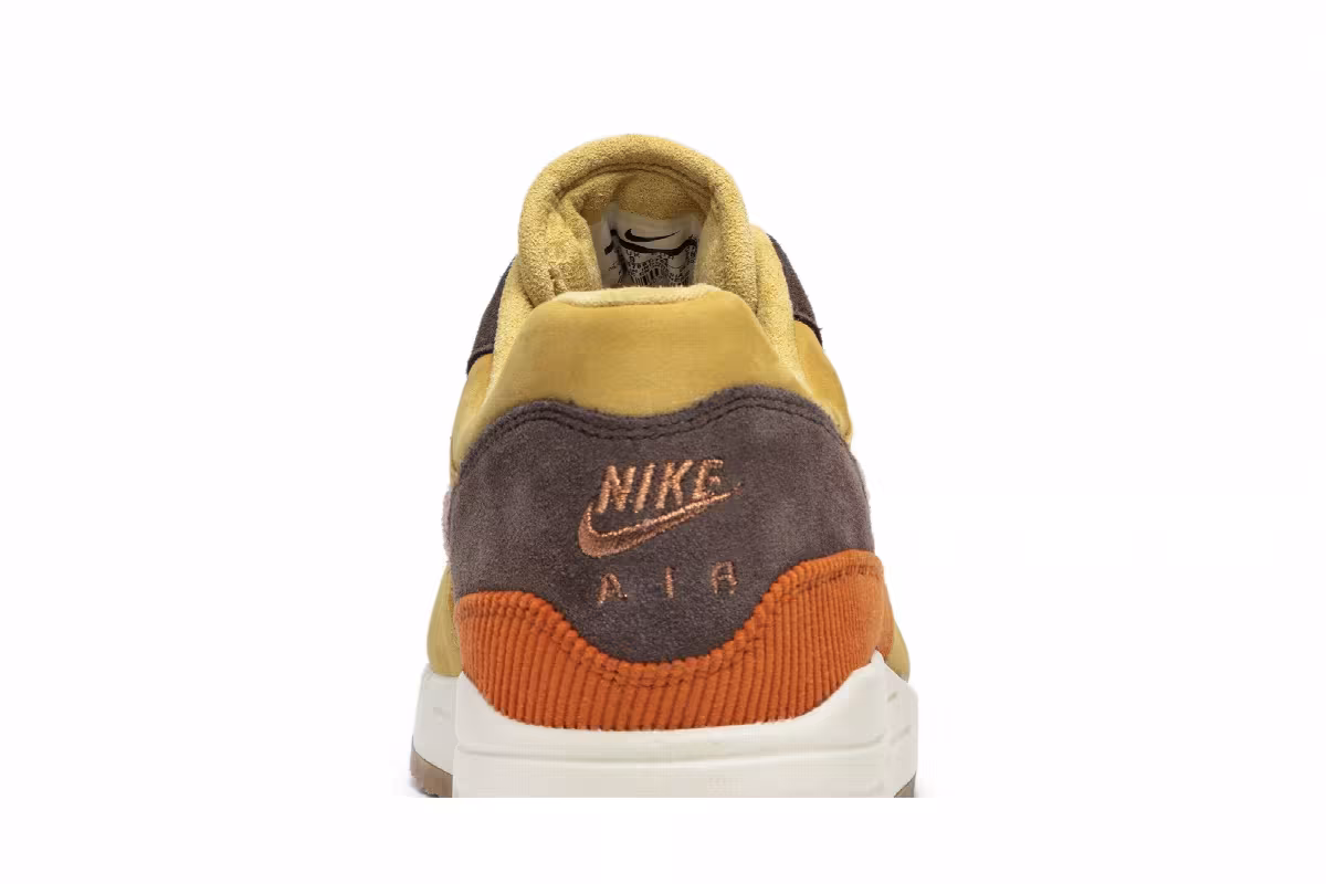 Nike Air Max 1 Premium Wheat Gold, Bacon, Crepe Pack, view 8