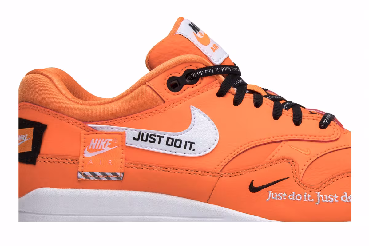 Nike Women's Air Max 1 LX Just Do It, view 3