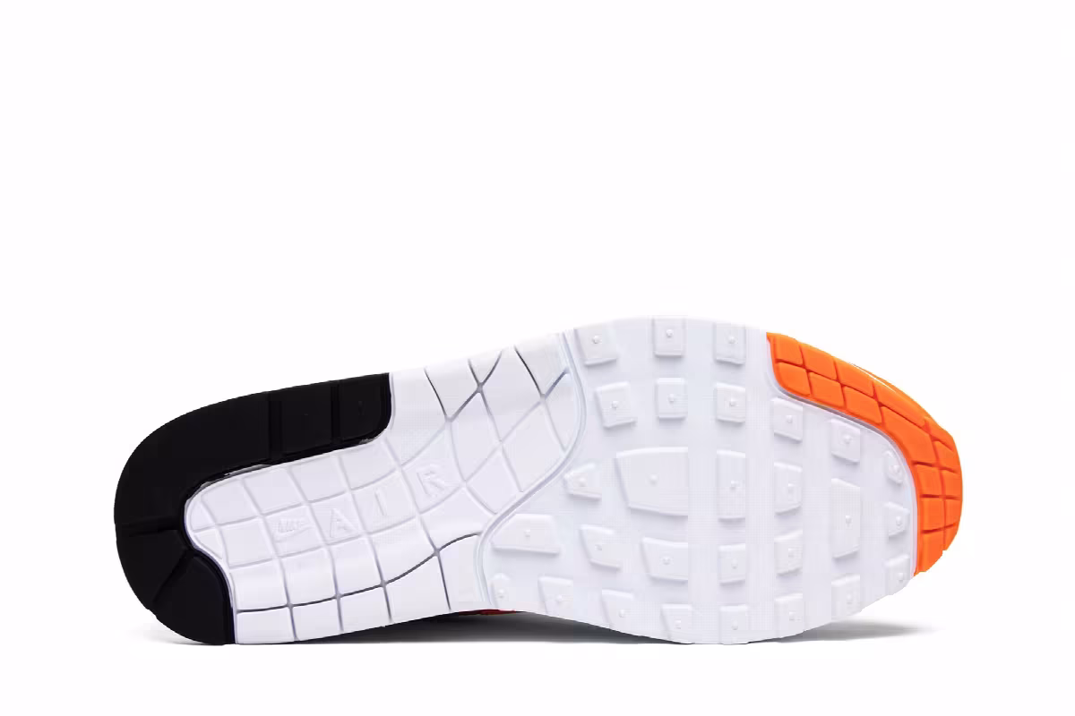 Nike Women's Air Max 1 LX Just Do It, view 5