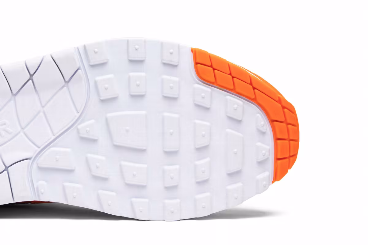 Nike Women's Air Max 1 LX Just Do It, view 6