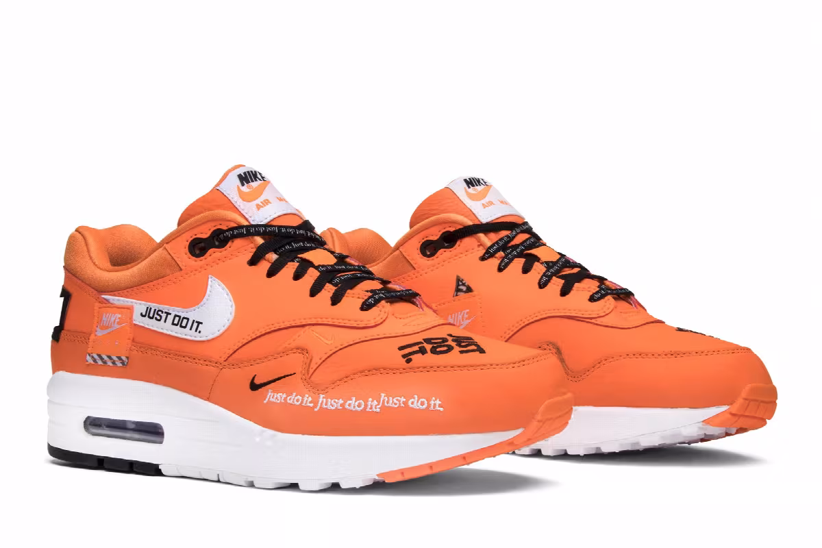 Nike Women's Air Max 1 LX Just Do It, view 9