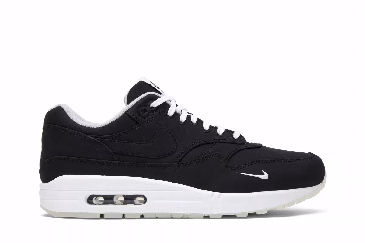 Dover Street Market x NikeLab Air Max 1 Black, view 2