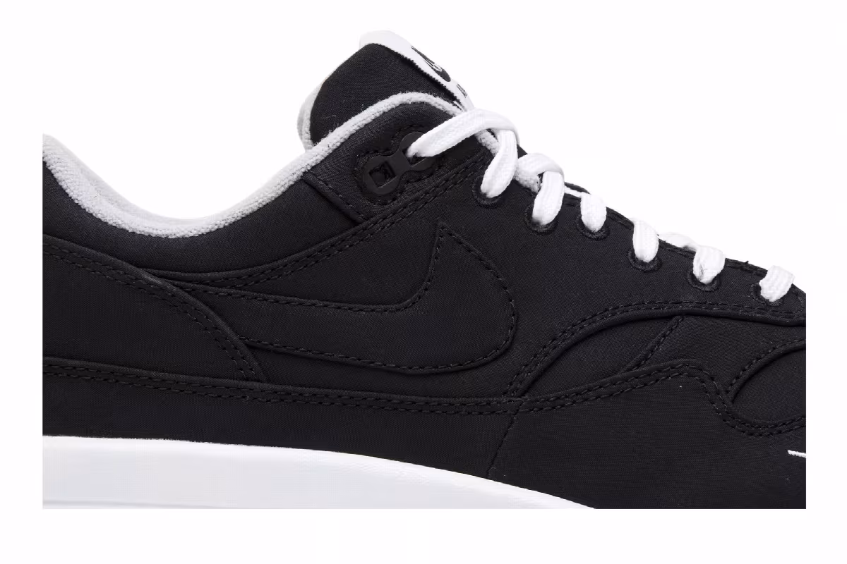 Dover Street Market x NikeLab Air Max 1 Black, view 3