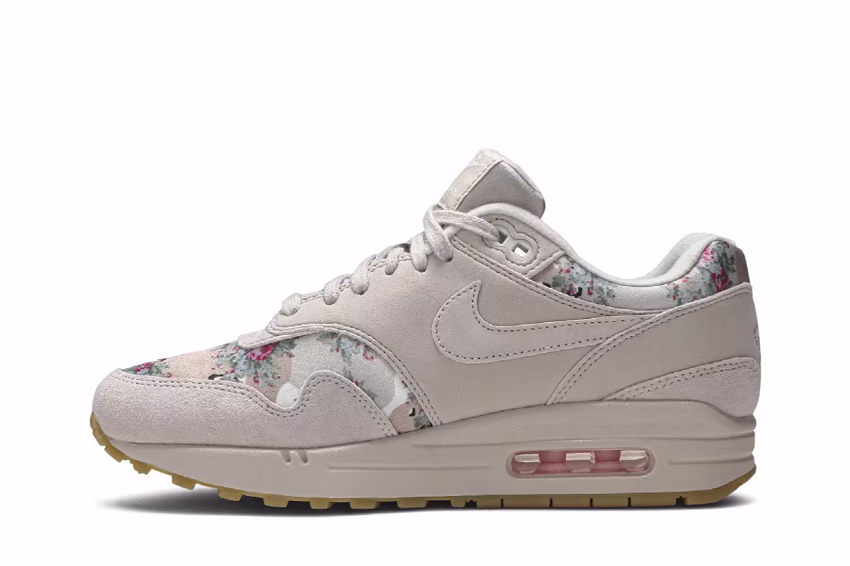 Nike Women's Air Max 1 Floral Camo, view 4