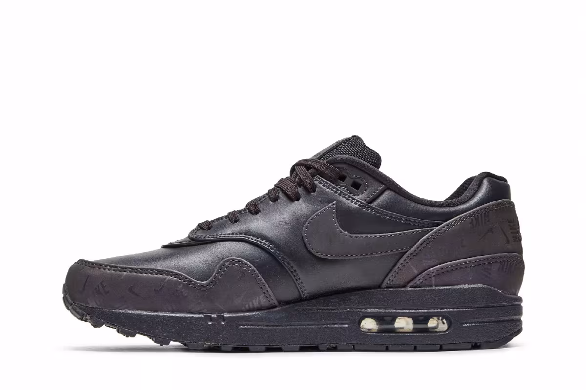 Nike Women's Air Max 1 Lux Logo Prints, view 4
