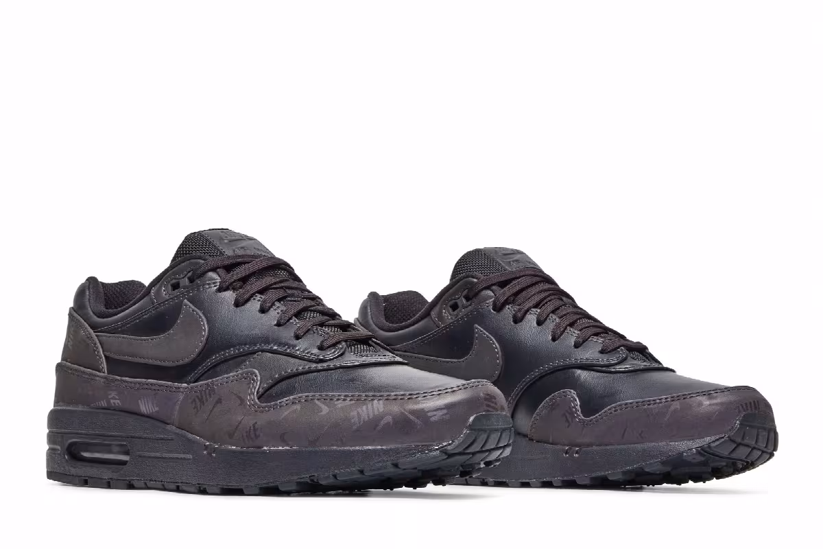 Nike Women's Air Max 1 Lux Logo Prints, view 9