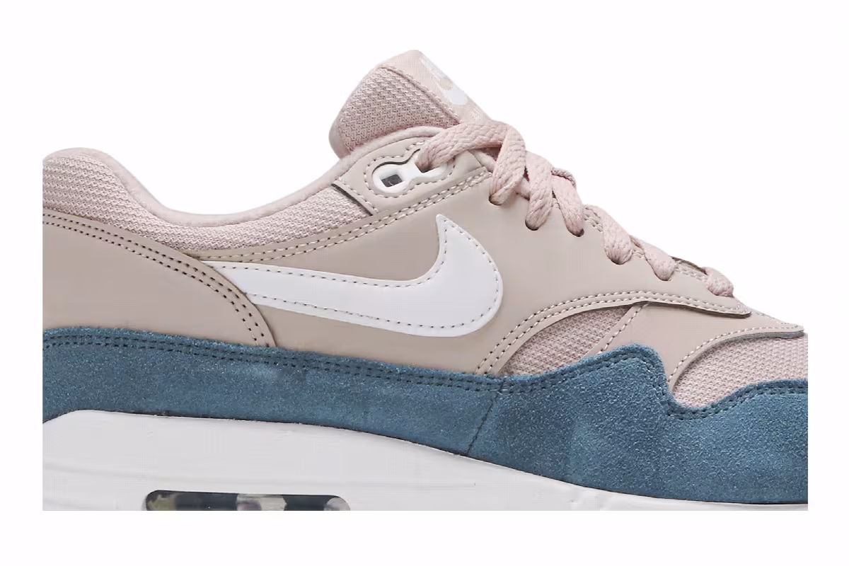 Nike Women's Air Max 1 Celestial Teal, view 3