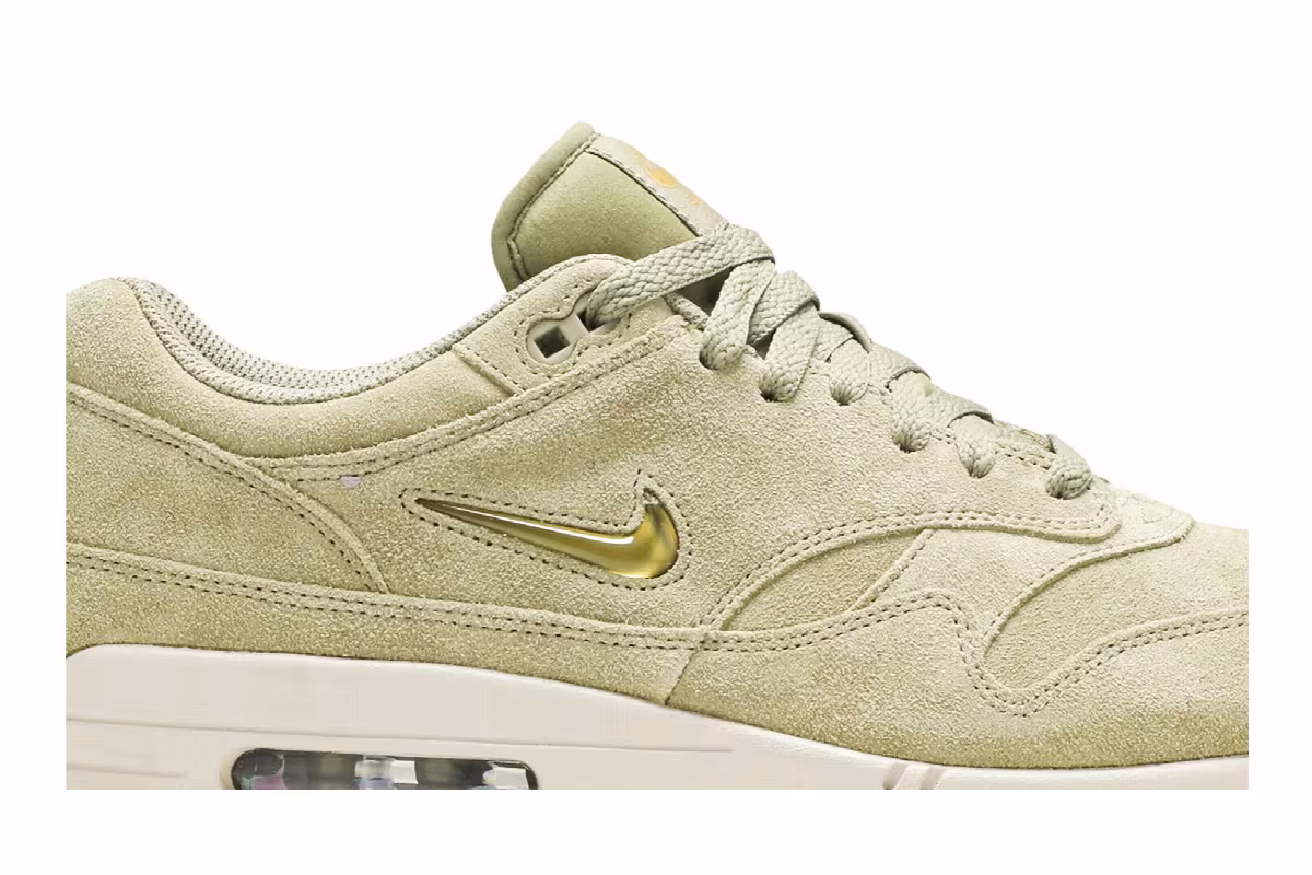 Nike Air Max 1 Jewel Neutral Olive, view 3