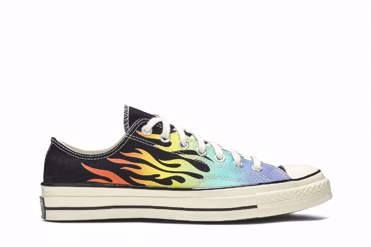 Converse Chuck 70 Low Archive Print - Flames, view 2