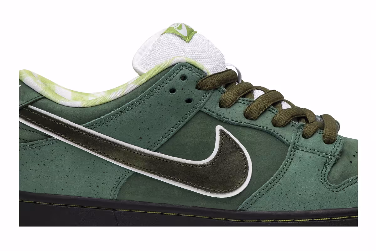 Concepts x Nike Dunk Low SB Green Lobster, view 3