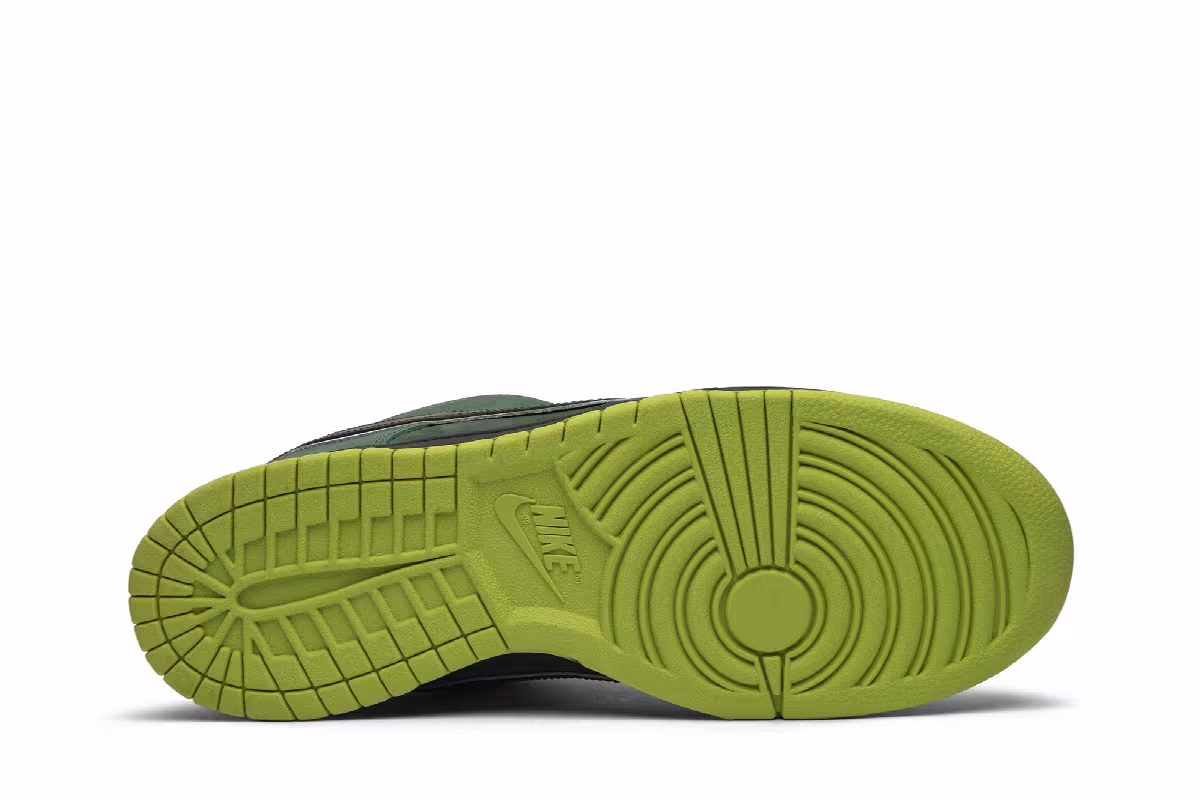 Concepts x Nike Dunk Low SB Green Lobster, view 5