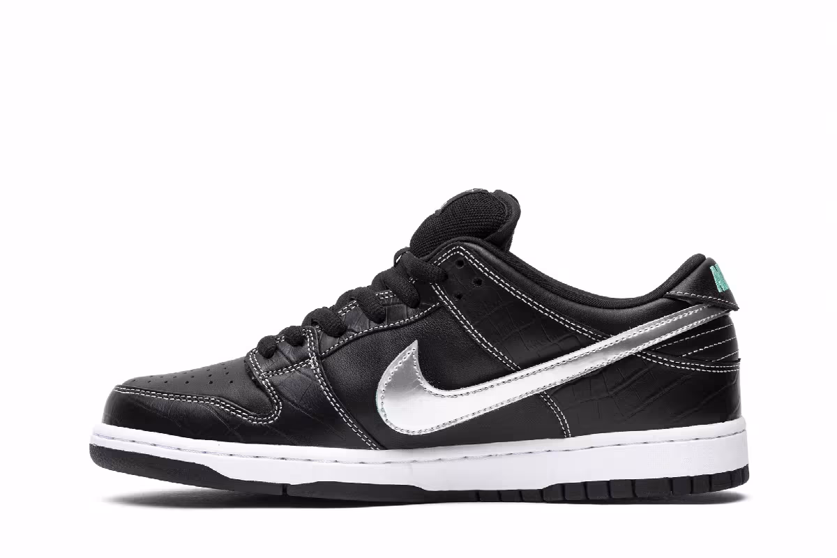 Diamond Supply Co. x Nike Dunk Low Pro SB Black Diamond, view 4