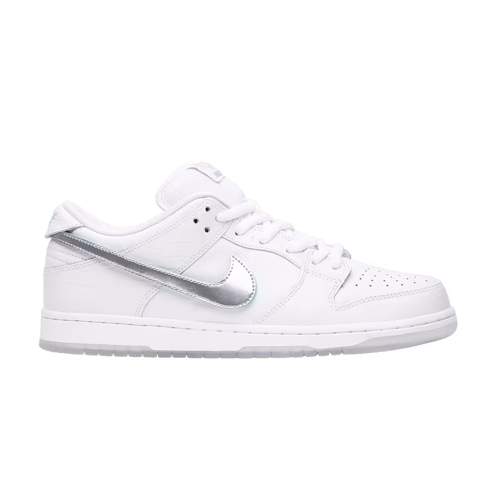 Diamond Supply Co. x Nike Dunk Low Pro SB White Diiamond
