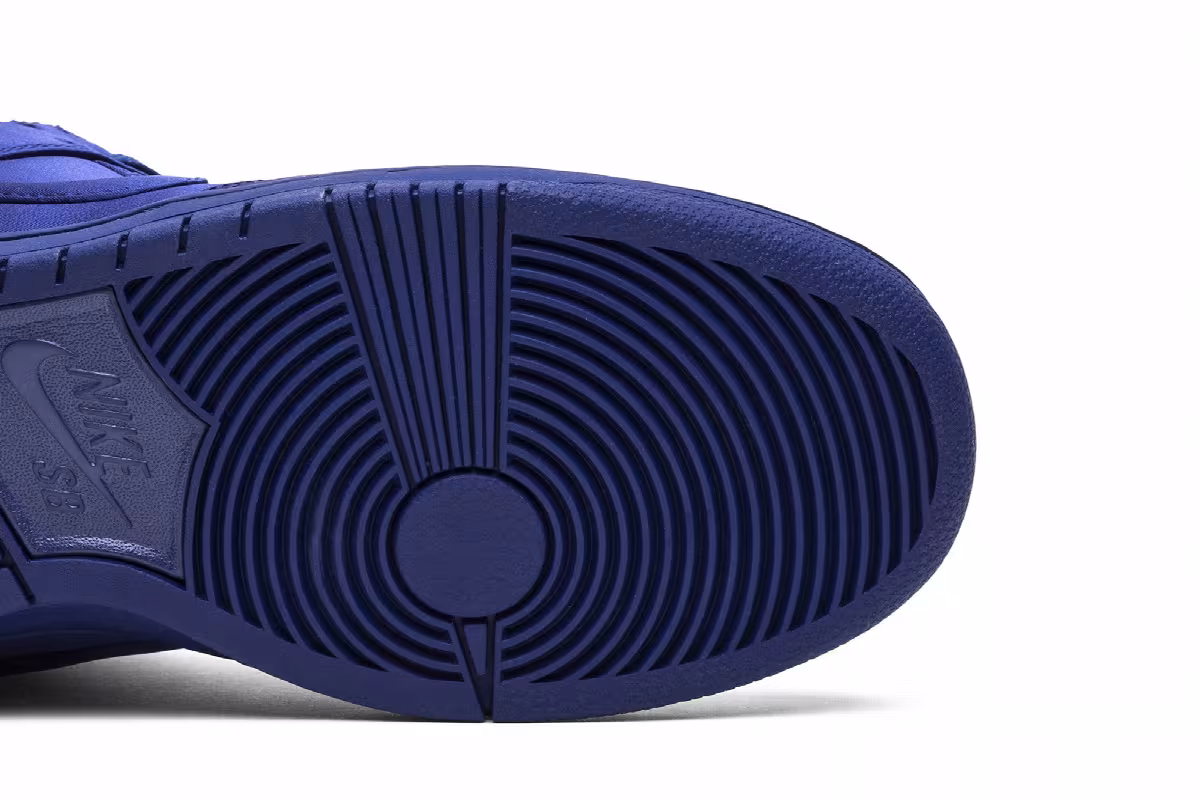 NBA x Nike Dunk Low SB Deep Royal Blue, view 6